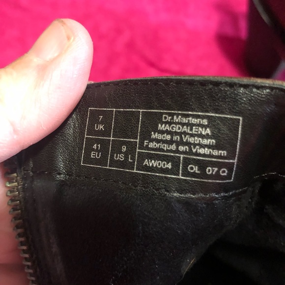 💜 SPECIAL! Dr Marten Magdalena size 9 US women’s gently used lovely!🦆 - Picture 2 of 7